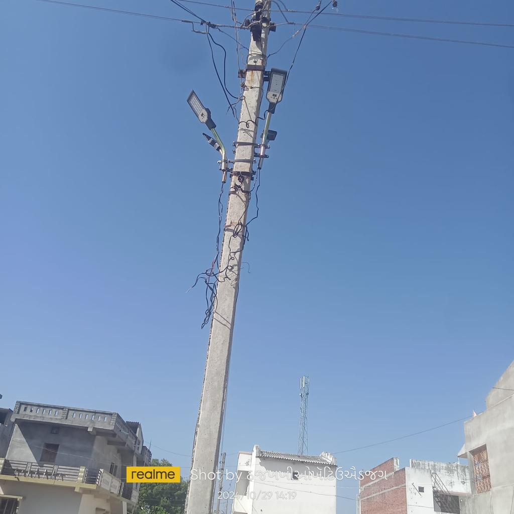 હાજીપુર તા. પાટણ ખાતે રોડ લાઇટો નાંખવાની કામગીરી કરવામાં આવી. <a href="/CMOGuj/">CMO Gujarat</a> <a href="/CollectorPatan/">Collector Patan</a> <a href="/DDO_PATAN/">DDO PATAN</a> <a href="/AshokTh76523378/">Ashok K Thakkar</a> <a href="/Patan_tcm_union/">પાટણ જીલ્લા તલાટી કમ મંત્રી મંડળ</a>