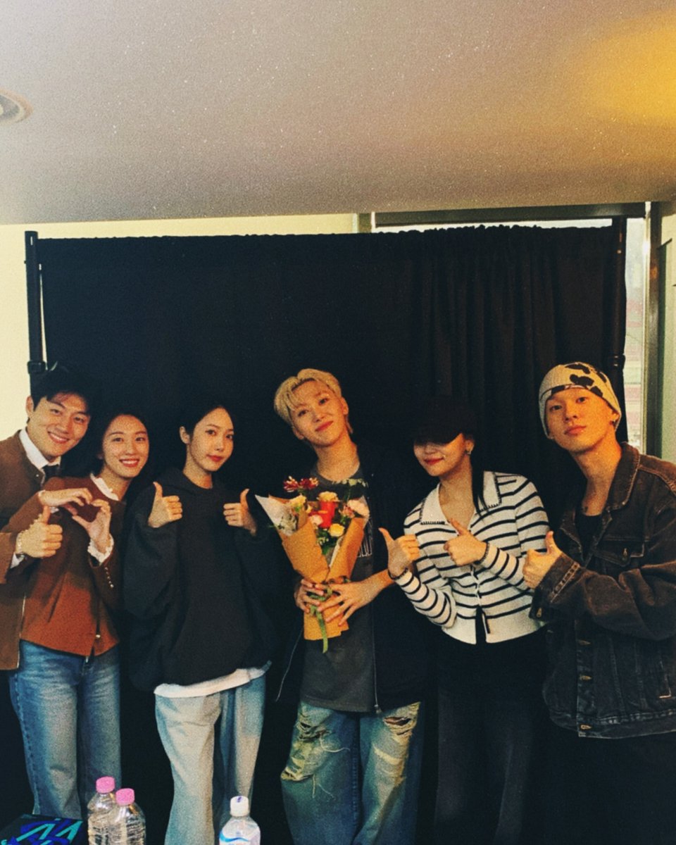 bluerosee99's tweet photo. [ENG] 241029 Na Ungjae (hellotomygloom) IG Update

(My) dear friends
• • • • •
사랑하는 친구들

#NaUngjae #나웅재 #HELLOGLOOM https://t.co/12mw3EvuYh