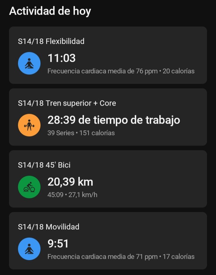 Mariajogilabert's tweet photo. Días 92 y 93 Modo Maratón Valencia ✅ 
Con la euforia del medio maratón ayer no subí el entrenamiento.
Ayer 45 minutos de bici suave para soltar patas y entrenamiento de tren superior para no cargarlas más. 
Y hoy ya he "salido" a trotar, 10 kilómetros en cinta y natación. https://t.co/0vS6jvL8z3