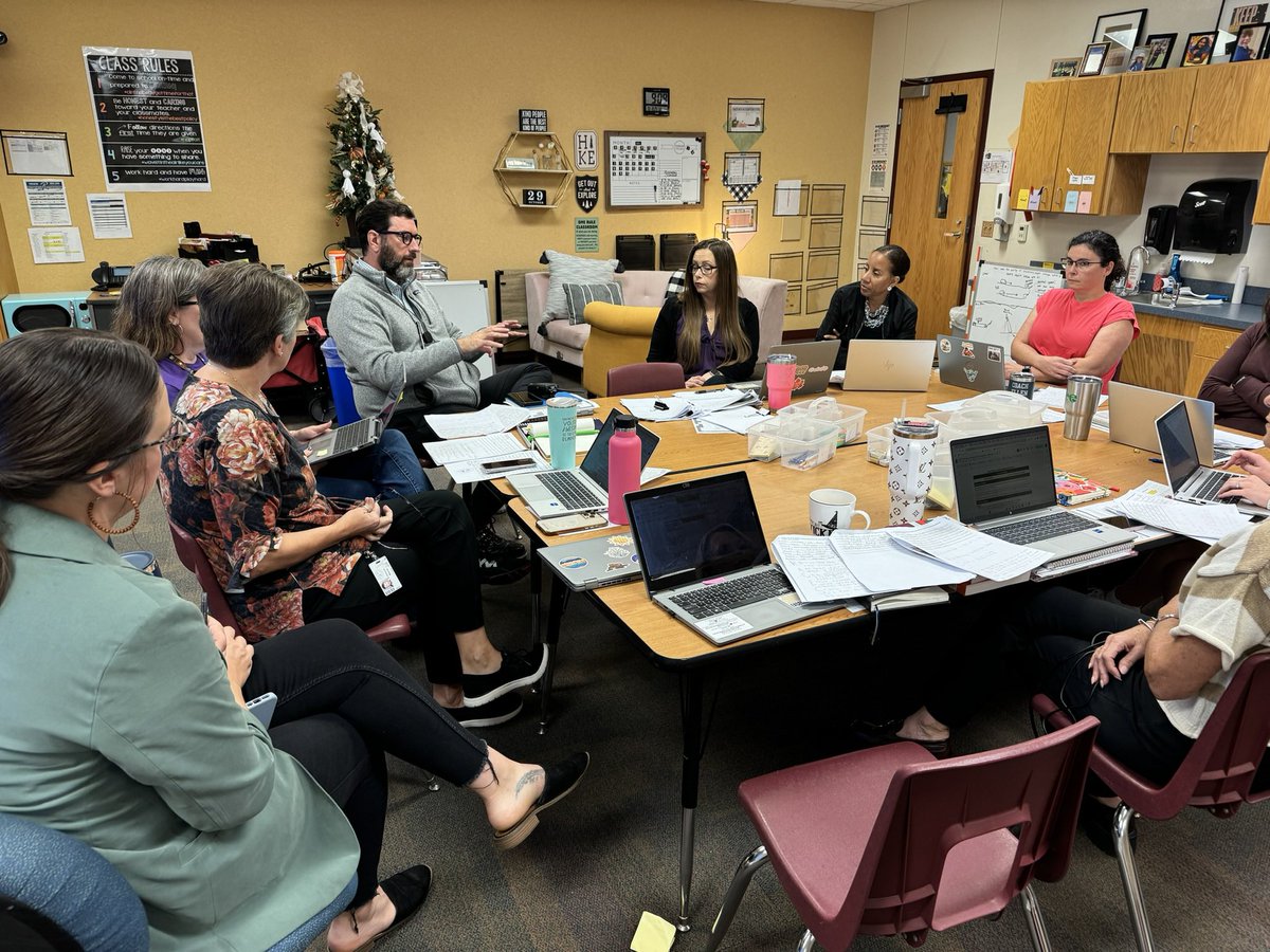 5th grade Collaborative Team had some meaningful discussions today when analyzing their Unit 2 ELAR CFA. ALL content Ts discussed success, areas of improvement, and patterns in S responses. <a href="/BakerElem/">Baker Elementary</a> is thankful for their intentionality! <a href="/TriciaMyrie/">Tricia Myrie</a>