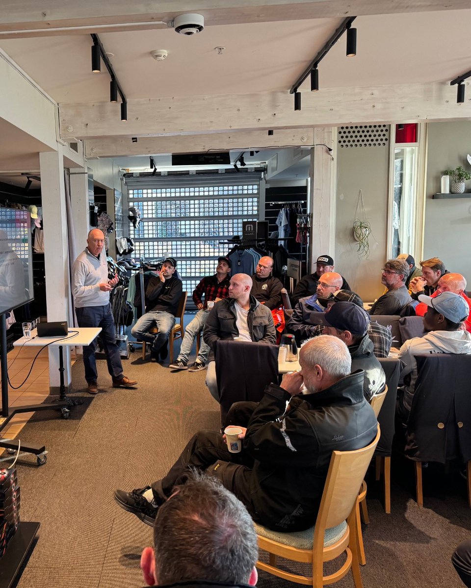 BernhardCompany's tweet image. Last week, we had a fantastic Demo Day at Oppegard Golfklub in Norway, organised by our partner Tveit Park. Around 40 participants joined to see the #Anglemaster 4100 and #ExpressDual 4300 in action, with hands-on demos showcasing their speed and ease of use.
  
From setup and…