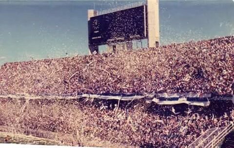 QuilmesTw's tweet photo. 29/10/1978

40.000 Almas Cerveceras en Rosario. https://t.co/zrCD1ybpo4