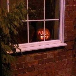 Pazmuzak's tweet photo. @WIYElondon with you all the way @davidhepworth ……my annual contribution to Halloween to deter any visitors……works a treat (no tricks required) ✌️✌️ https://t.co/TFfGZK2e2J