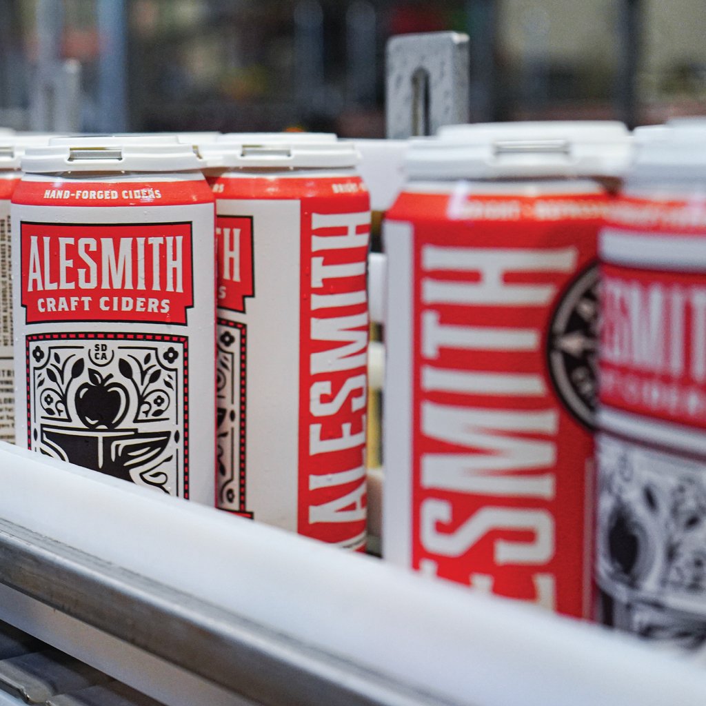Spent this summer helping the @alesmithbrewing team bring a *stellar* hard cider to market.

Read about the entire branding process (including strategy, rejected concepts 😵 and go-to-market planning) here: 

cododesign.com/how-codo-desig…

@sdbeernews <a href="/sdbrewers/">SD Brewers Guild</a>