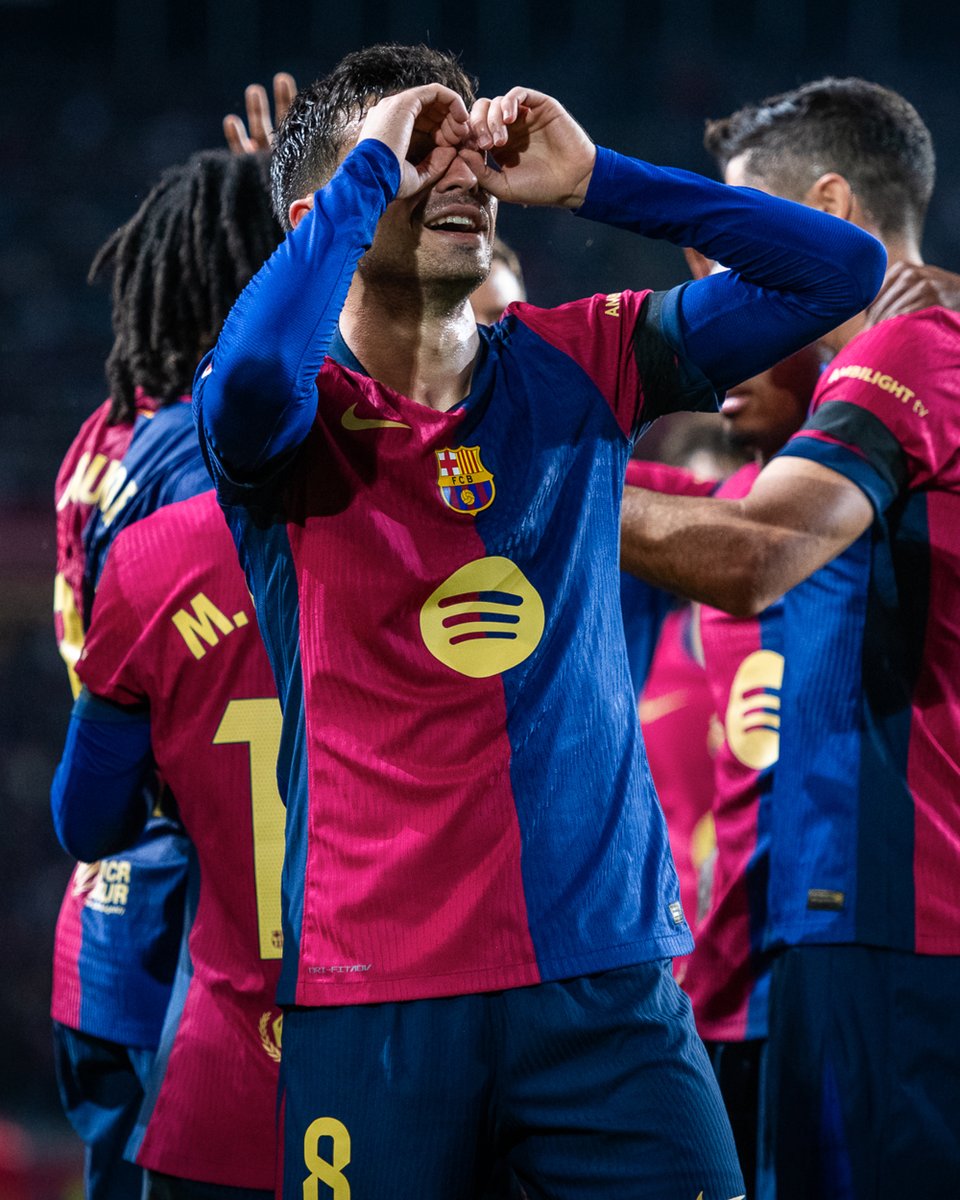 FCBarcelona's tweet photo. 🚨 Pedri named La Liga U-23 Player of the Month for October! 🙌 https://t.co/Ts15QyupDF