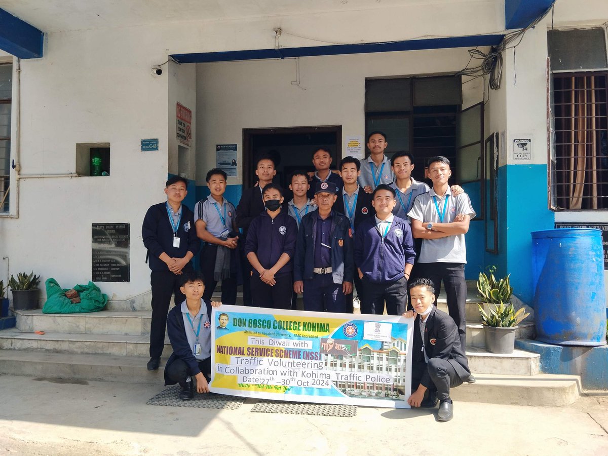 NssDon's tweet photo. #ThisDiwaliwithmybharat#Traffic Volunteering#NSS, DBCK#Traffic Management#Helping at Multi parking lot# @_NSSIndia @mybharatgov @nss_rdguwahati @sno_nss #29th Oct 2024 https://t.co/vhHdXdKHDE