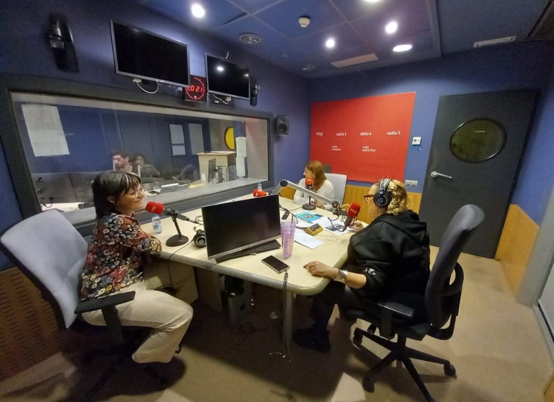 El Projecte AMAT: Salut i Patrimoni a <a href="/radio4_rne/">radio4_rne</a> , un projecte d' <a href="/primariaicscat/">Atenció Primària i a la Comunitat de l'ICS</a> #CAPMasFont per prevenir el deteriorament cognitiu a través del record, un programa enfocat en #ArtinHealth al #MuseuCanAmat de <a href="/ViladecansTweet/">AjuntamentViladecans</a>