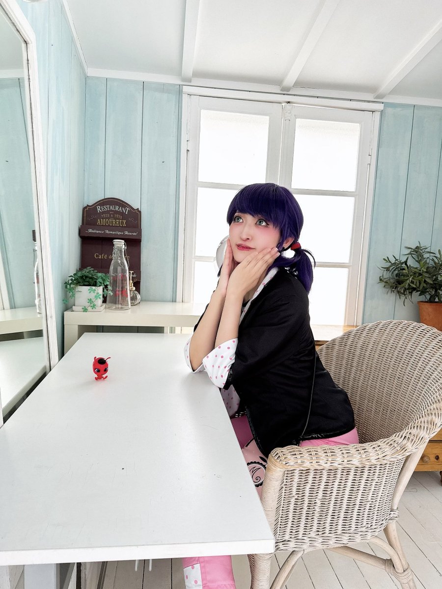 michiru0604's tweet photo. 【ミラキュラス/Cosplay】

『アドリアン、今何してるのかなぁ…
ねぇ、ティッキー？』

#ミラキュラス仮装
#ミラキュラスレイヤーさんと繋がりたい https://t.co/kESfbngAwP