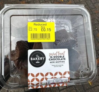 Driving in France tweet media