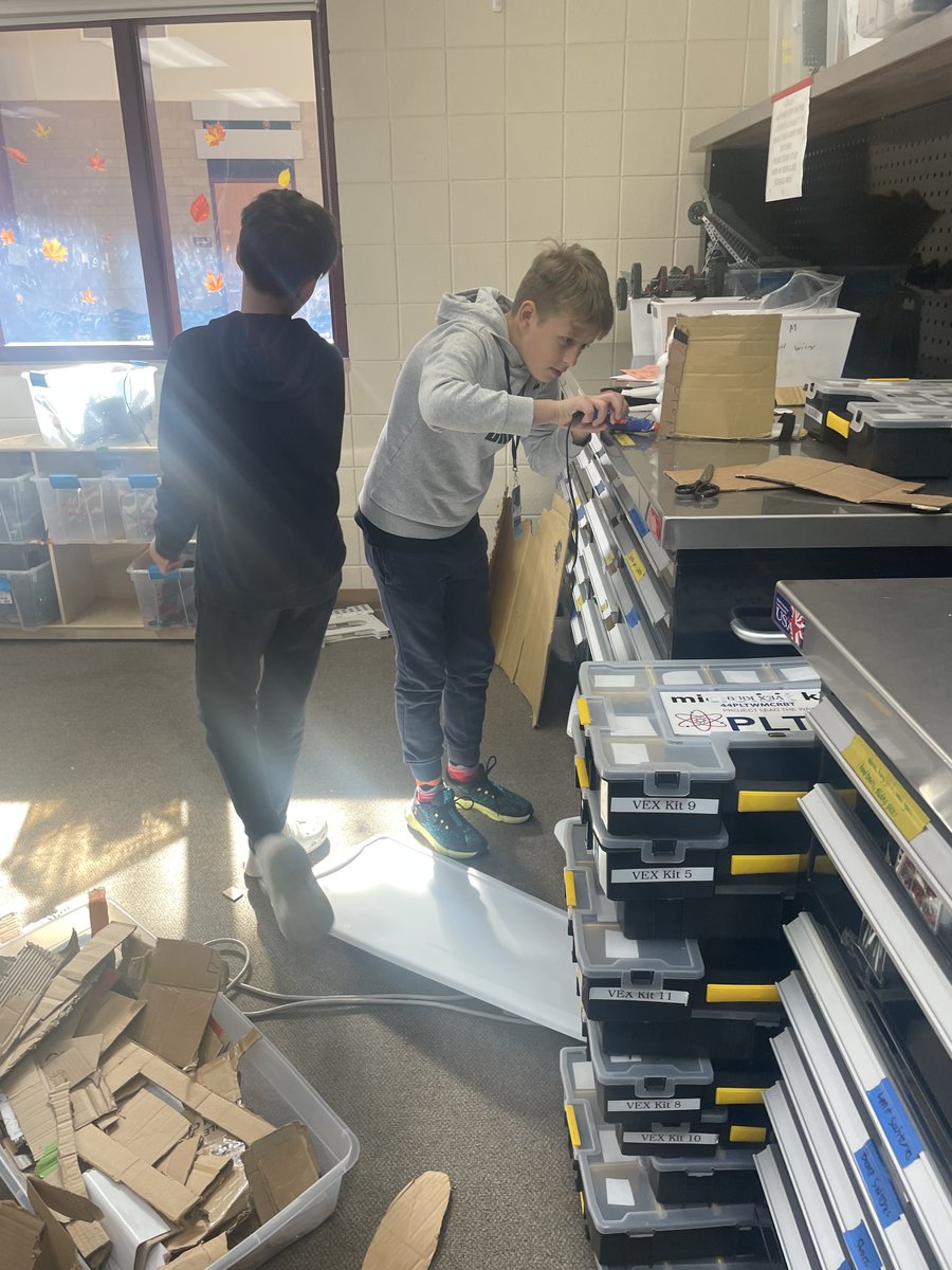 MoersfelderMrs's tweet photo. My 6th grade students have been hard at work designing prototypes for an ankle foot orthosis. #Marlowe158 https://t.co/AWsz9tdZod