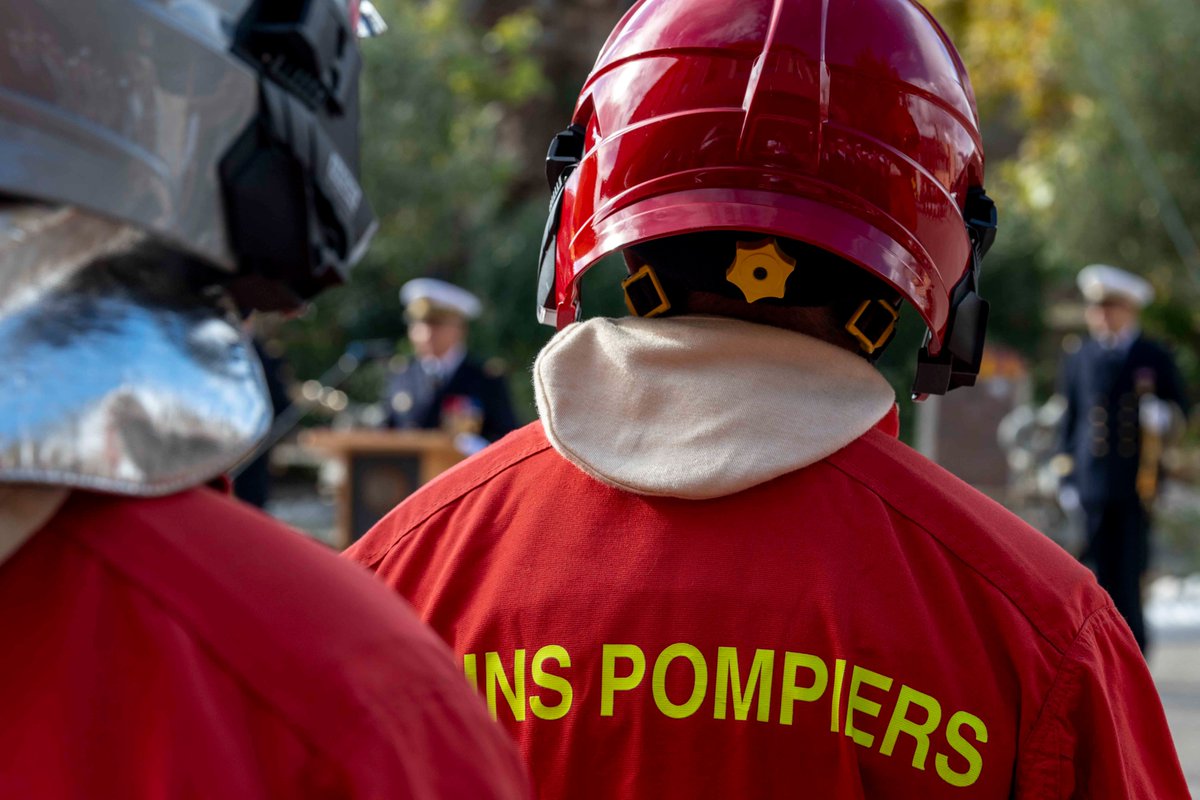 #commémoration 🔥 L'incendie des Nouvelles Galeries le 28/10/1938 a fortement marqué l'histoire de Marseille et a conduit à la naissance du Bataillon. 86 ans après, marins-pompiers de Toulon et de Marseille ont commémoré ce fait, marquant pour les uns, fondateur pour les autres.