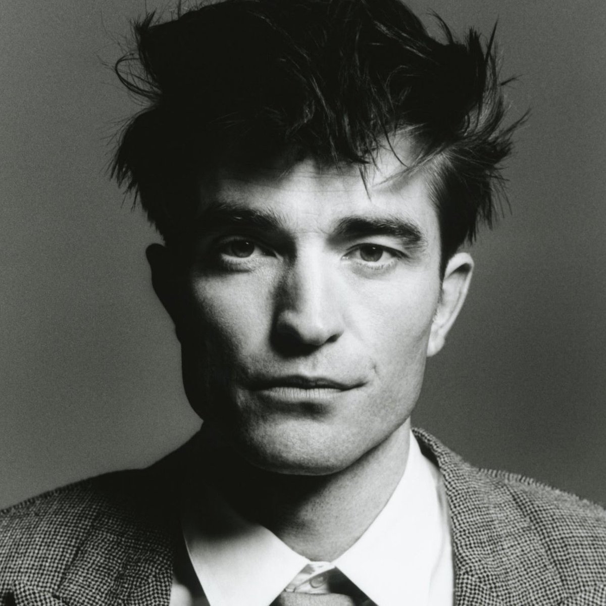 FilmUpdates's tweet image. Robert Pattinson was voted ‘Sexiest First-Time Dad’ by PEOPLE Magazine Readers.