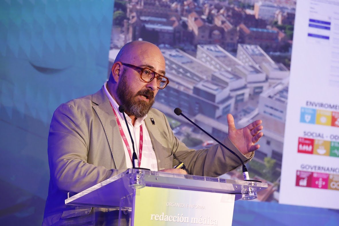 Redacción Médica tweet media