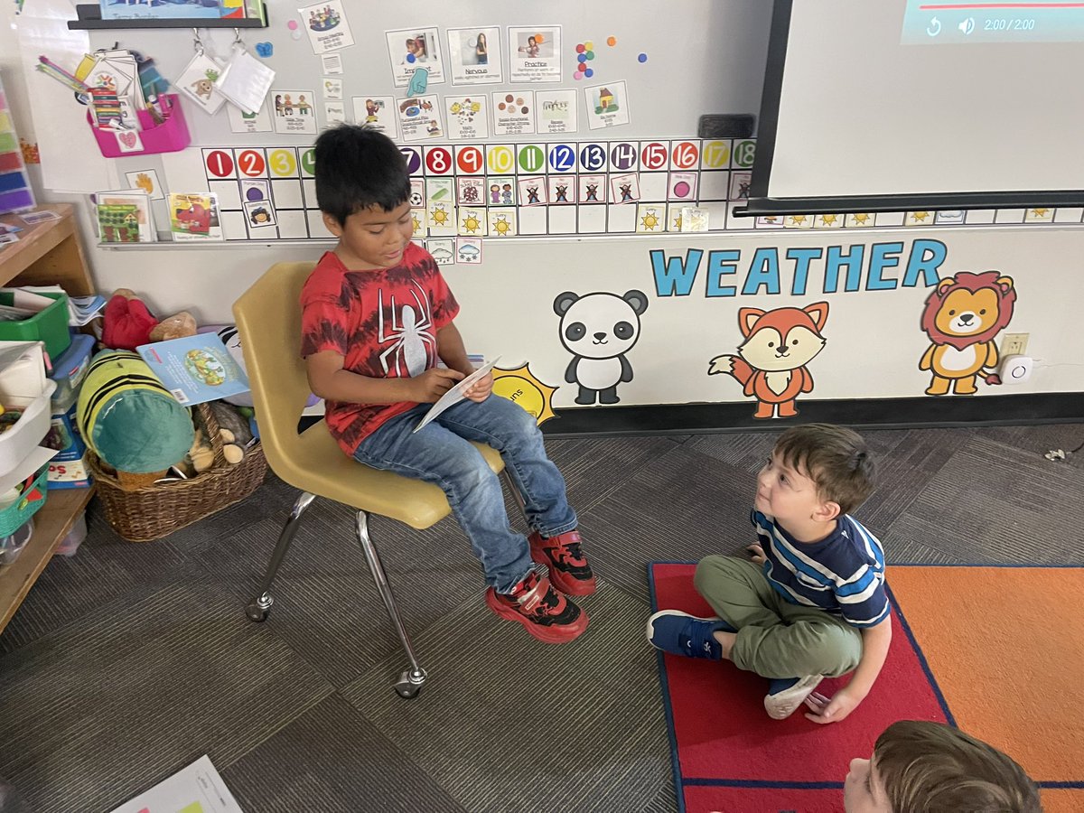 PreK_rocks_'s tweet photo. Highlight of my day! A former student came to ready to me!! @BrookridgeSMSD #earlyedsmsd https://t.co/oxgq6o8ayJ