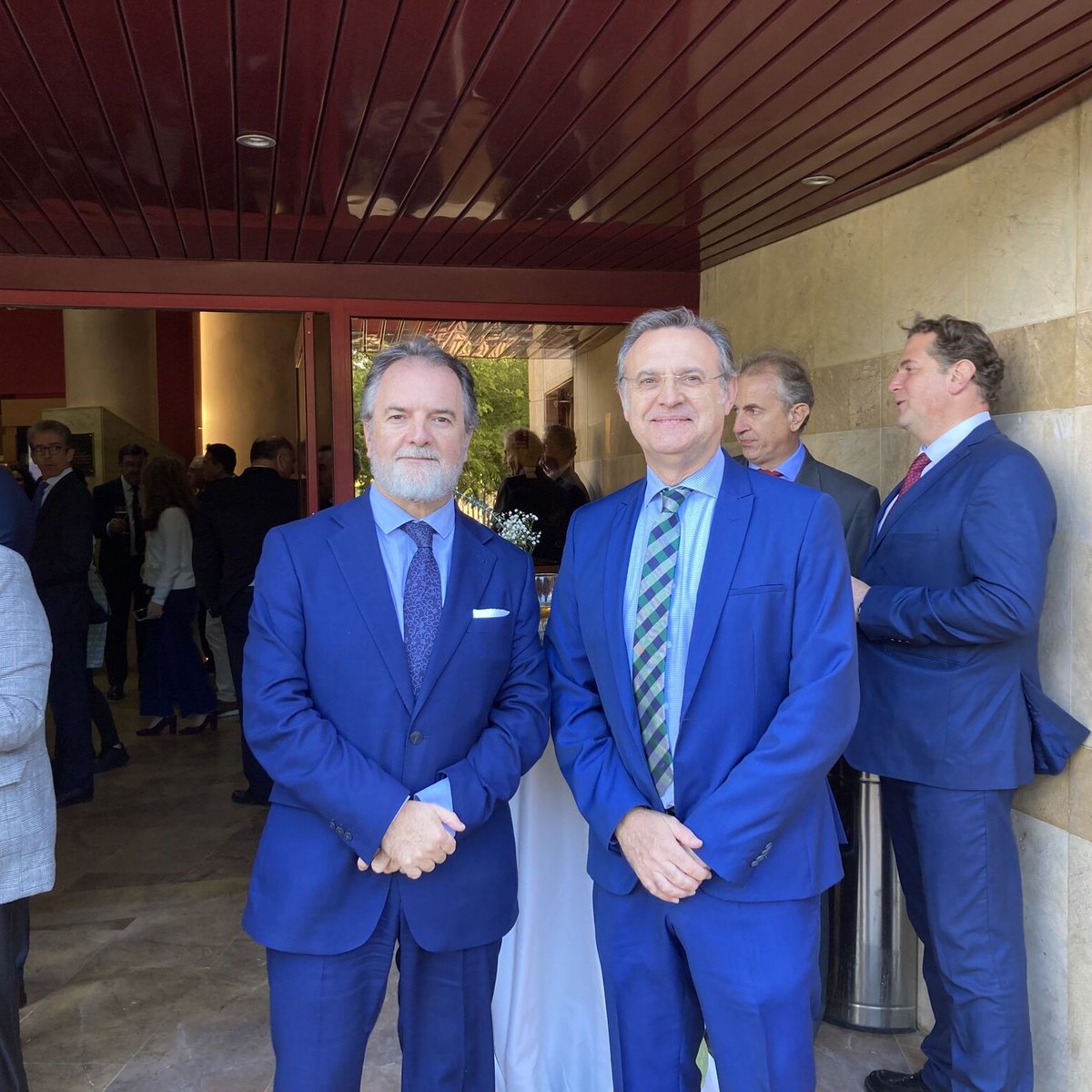 ClearisESP's tweet photo. Agradecidos por la invitación de la Confederación Granadina de Empresarios (CGE) para asistir a la celebración del #Díadelaempresa de #Andalucía, promovido por Confederación de Empresarios de Andalucía. https://t.co/wFN7MOi2gC