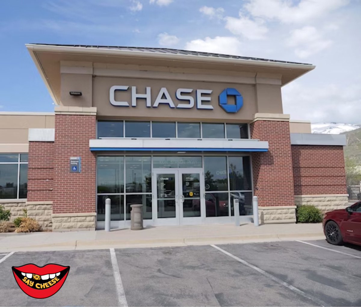 SaycheeseDGTL's tweet photo. Chase has begun filling lawsuits against people that withdrew hundreds of thousands of dollars using a so-called “infinite money glitch” that went viral on social media. https://t.co/Xt7O2ObUJJ