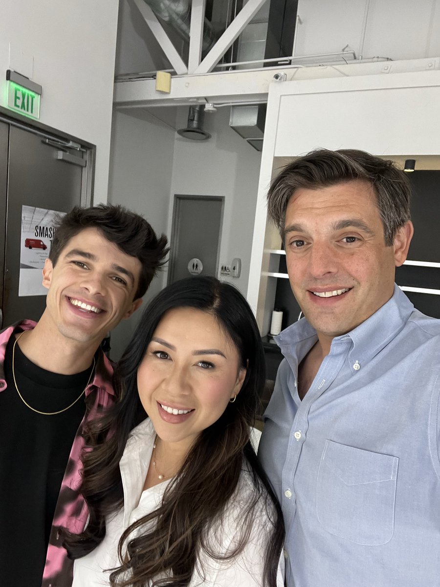 Steven Bertoni tweet media