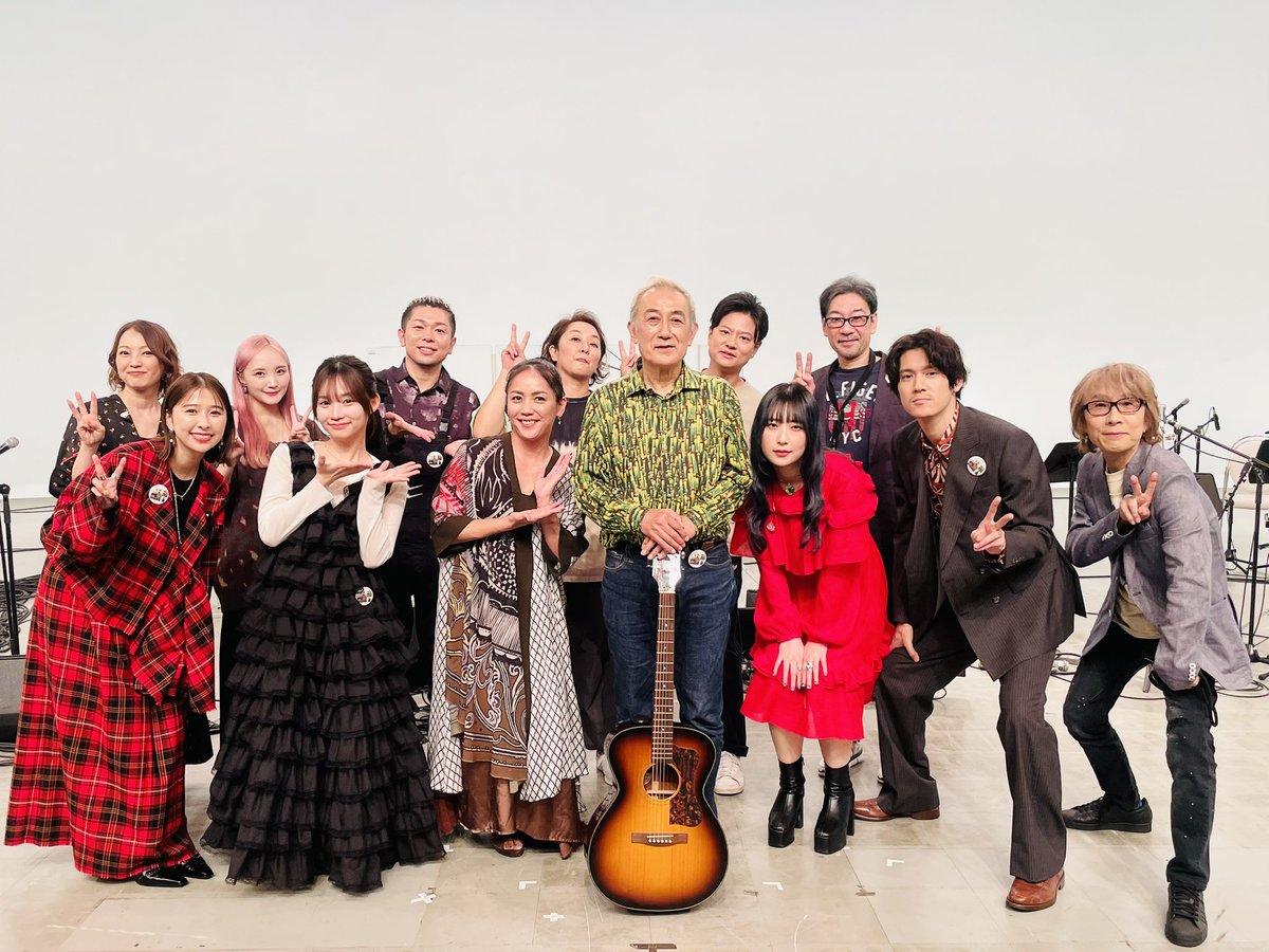 hajime_chitose's tweet image. #フォーク村
#フジテレビNEXT「#お台場フォーク村」
#奄美大島 の #シマ唄「豊年節」
#中川五郎 さんと「腰まで泥まみれ」
をお届けしました！

#しおこうじ
#坂崎幸之助
#玉井詩織
#GLIMSPANKY
#矢作萌夏
#ダウンタウンしおこうじバンド
ご覧くださった皆さま

＼ありがっ様りょーた🌺／
#元ちとせ