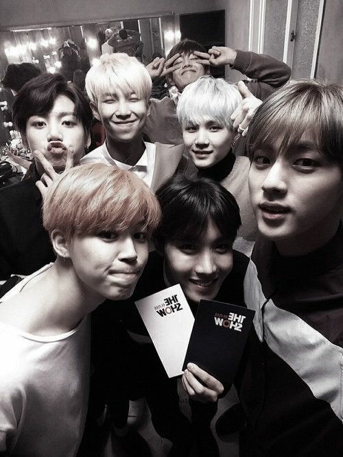 mahsa_ot1234567's tweet photo. ARMY ONLY TRUST BTS
WE LOVE BTS
ONLY ARMY AND BTS MATTER
WITH NAMJOON TILL THE END 
WITH SEOKJIN TILL THE END
WITH YOONGI TILL THE END 
WITH HOSEOK TILL THE END 
WITH JIMIN TILL THE END 
WITH TAEHYUNG TILL THE END 
WITH JUNGKOOK TILL THE END https://t.co/yo8rFLImuB