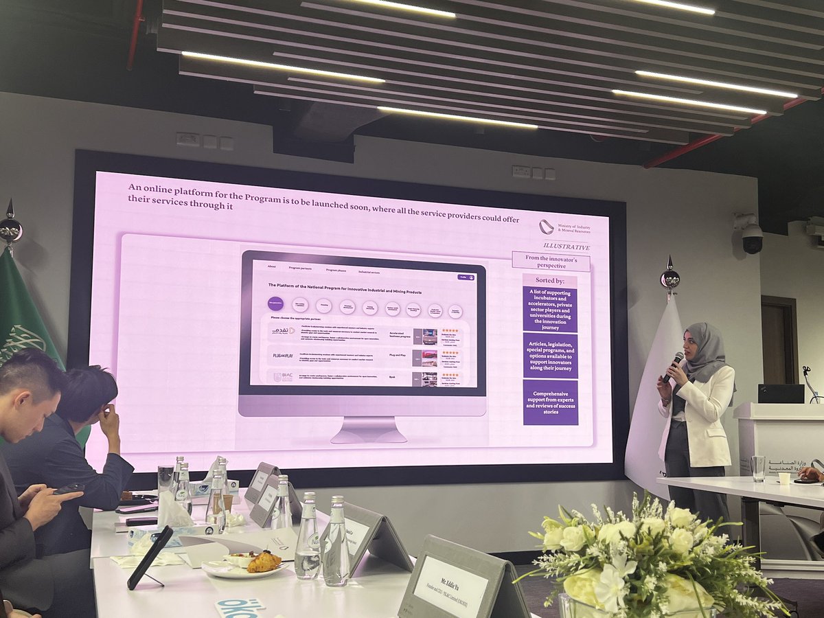 Karen Wang (@hanyuan_w) on Twitter photo Visited Saudi Arabia’s Ministry of Industry and Mineral Resources (<a href="/mimgov/">وزارة الصناعة والثروة المعدنية</a> ), learnt about its innovation and incubation program for tech founders. Many thanks to Dr.Ahmad Kattan, Deputy Minister of Strategy planning and performance. Great city with young vibes ( 67% of Visited Saudi Arabia’s Ministry of Industry and Mineral Resources (<a href="/mimgov/">وزارة الصناعة والثروة المعدنية</a> ), learnt about its innovation and incubation program for tech founders. Many thanks to Dr.Ahmad Kattan, Deputy Minister of Strategy planning and performance. Great city with young vibes ( 67% of