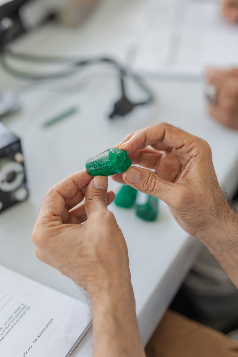 GrizzlyMining's tweet photo. In each facet, ages of elemental wisdom, the story of Zambia's emerald treasures unfolds.
#EmeraldMagic #GemstoneGlow #emeraldcutdiamond #emeraldring #emeraldiewelry #emerald #jewellry #jewellerydesign #emeraldearrings #jewels #emeralds #gemstone #gemstones #gemstonesale https://t.co/JZN79I1rN1
