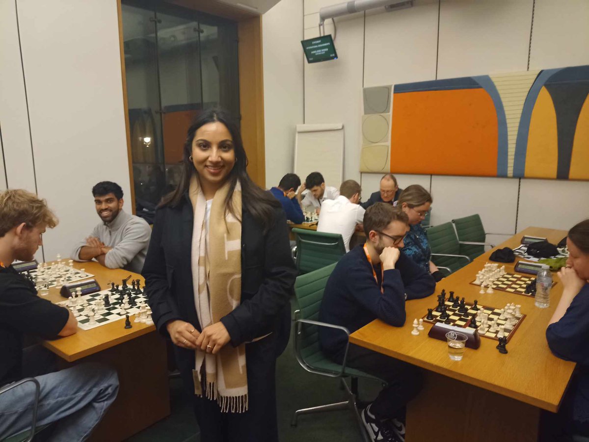 Warwick Chess Alumni Association (@warwickchessalm) on Twitter photo A real pleasure for the Warwick Chess Alumni Assoc. to play <a href="/UKParliament/">UK Parliament</a> Chess Club, excellently organised by <a href="/peterhornsby94/">Peter Hornsby</a>.♟️🏆
It was a lovely experience for our players.☺️
A special thanks to <a href="/ShivaniRaja_LE/">Shivani Raja MP</a> for joining us breifly on her way to Diwali celebrations.🪔 A real pleasure for the Warwick Chess Alumni Assoc. to play <a href="/UKParliament/">UK Parliament</a> Chess Club, excellently organised by <a href="/peterhornsby94/">Peter Hornsby</a>.♟️🏆
It was a lovely experience for our players.☺️
A special thanks to <a href="/ShivaniRaja_LE/">Shivani Raja MP</a> for joining us breifly on her way to Diwali celebrations.🪔