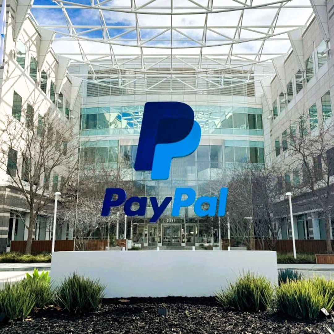 DTPaymentNews's tweet image. PayPal’s CEO Looks to Kickstart Growth With Initiatives Like Fastlane and Complete Payments - Digital Transactions 
buff.ly/4e06HLu 
#PayPal #fastlane #completepayments #AlexChriss #Venmo 
@PayPal @Venmo @acce