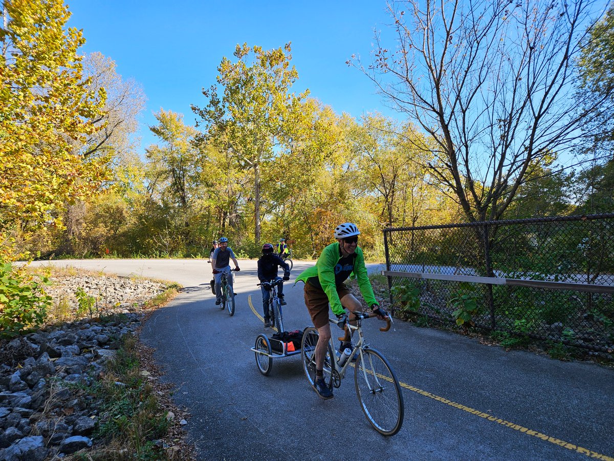 STL BWorks tweet media