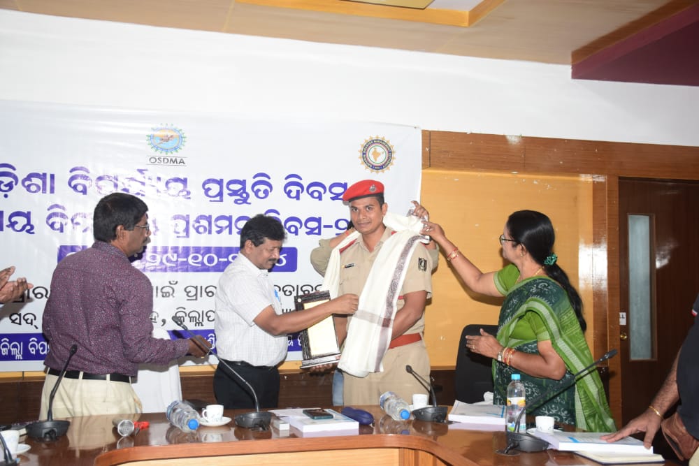 DEOC.KALAHANDI tweet media