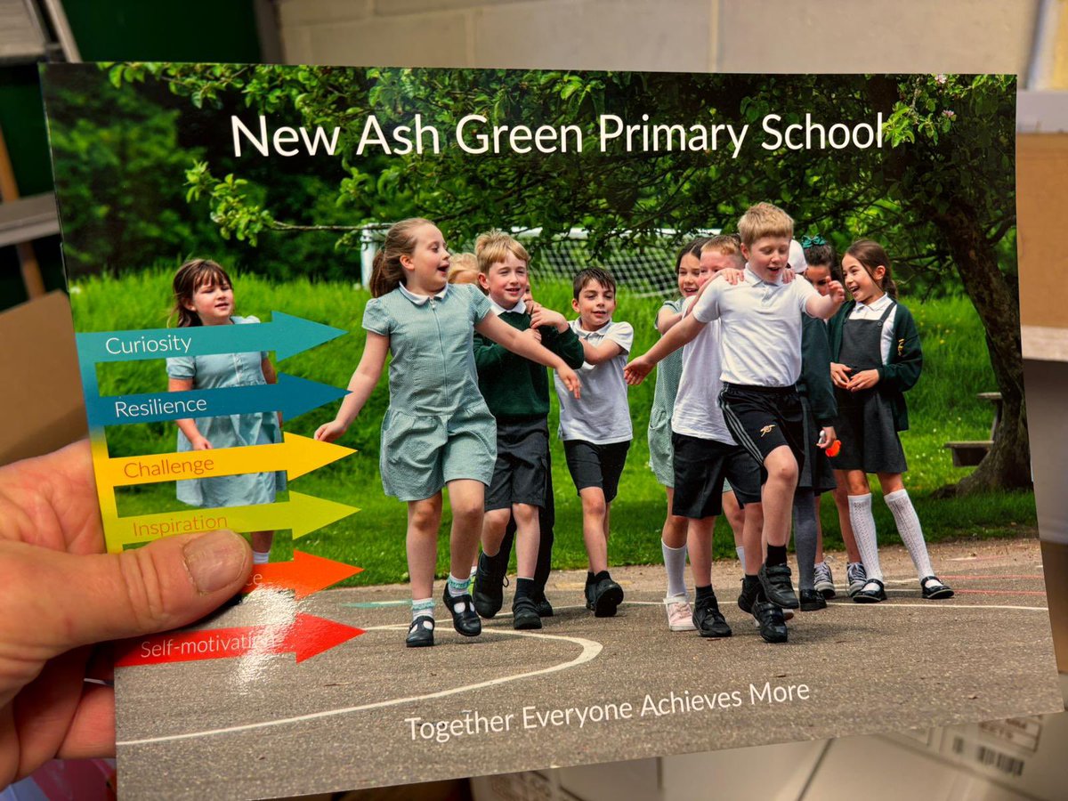 Print Job!

500x 4 page on 150gsm silk. Cover on 250gsm silk with gloss laminate. Saddle stitched and trimmed to size.