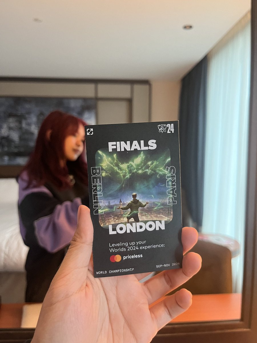 lobsterxox's tweet photo. Only the warmest welcome from @MastercardGG for the Gamer Academy. Last trip, best trip! <3
WORLDS LONDON HERE WE GO >:D #MastercardAmbassador https://t.co/Sm9nsdwlCW