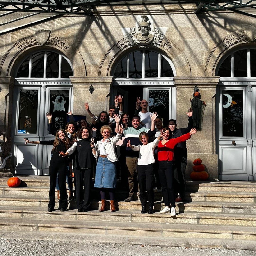 🎃 Boo!  The RaDAR team is In Limoges 🇫🇷 

The consortium gathered for our 6th in-person meeting, exploring lessons learned, celebrated milestones reached through the collaborative tendering process, and discussed exciting new opportunities on the horizon. 🔍 

Merci, Limoges!