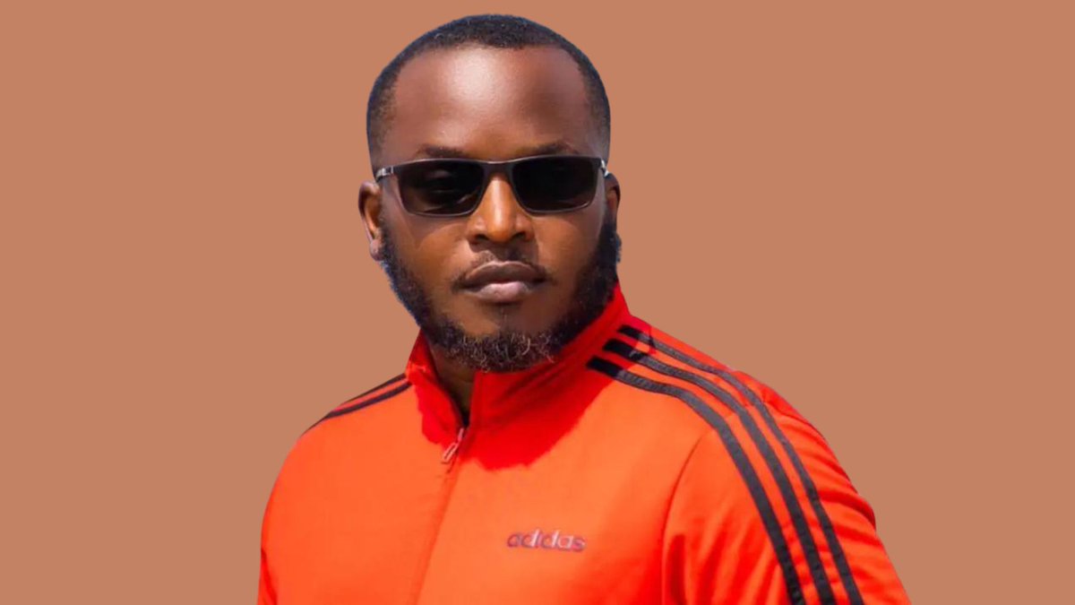r21071lagos's tweet photo. 🚘🚦Smooth Drive on #DriveTimeClub @ebelenonye x @Vic_Riches
Big boy - #eldee ft  #olumaintain, #oladele x #bankyW
🎧
 ||107.1📻||#YourUrbanTalkAndMusicStation #LagosIsListening #NonStopMusic https://t.co/nVmUN3SPcX