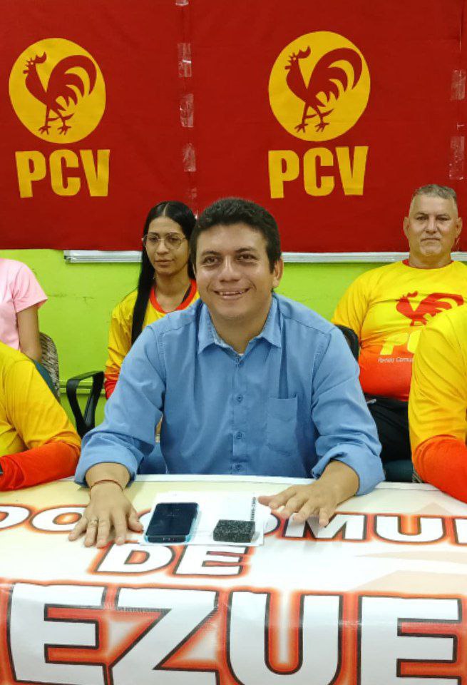 <a href="/JesusLeonPCV/">Jesús León</a> Secretario Político del PCV en el estado Bolívar, añadió que Venezuela con la representación del Presidente <a href="/NicolasMaduro/">Nicolás Maduro</a> en esta asamblea, jugó un papel trascendental,  estableciendo convenios bilaterales con los países miembros del grupo BRICS.