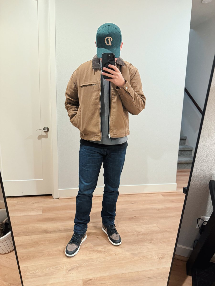 TheSzef's tweet photo. Today's #DadDrip. 

Cant seem to take this hat off. 

Slept in it. https://t.co/uh0JPFszvw