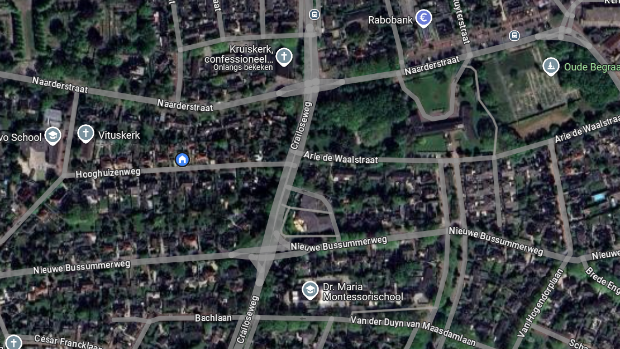 Verkeerslichten Crailoseweg verbeterd, maar zoektocht naar optimale doorstroming gaat door -  huizernieuws.nl/l/345341