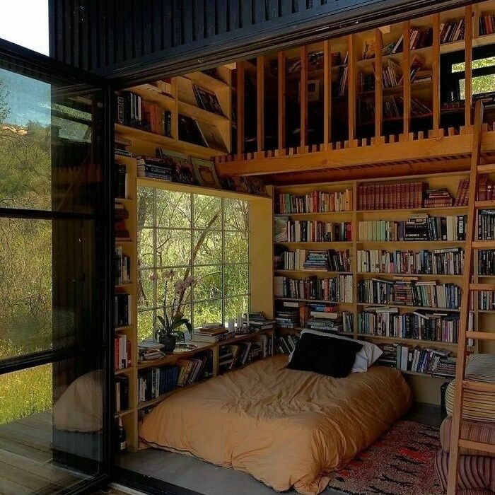 ChicHomeSpaces's tweet photo. 📚✨ Create your own cozy reading nook! This unique bedroom design integrates bookshelves and natural light, perfect for book lovers who crave comfort and style.
What’s your favorite book to unwind with? 🛏️🌿 #HomeDesign #ReadingNook #CozyVibes https://t.co/LHLIV6YtP8