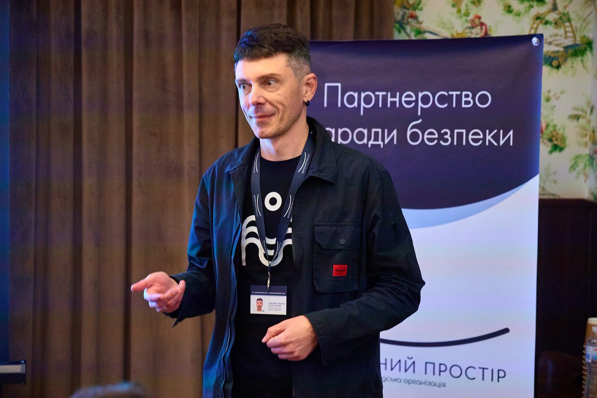 ProstirZp's tweet photo. In partnership with @CAREUkraineResp, we wrapped up an impactful training on localization of UN SC Res. 1325 "WPS" for local authorities in Zaporizka oblast. Empowering communities to prioritize women's voices in peacebuilding!  #WPS #UN1325 #Empowerment #ZaporizkaOblast https://t.co/uQoBfpcyww