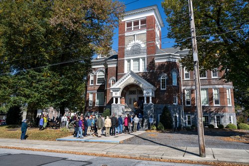 Lehigh English tweet media