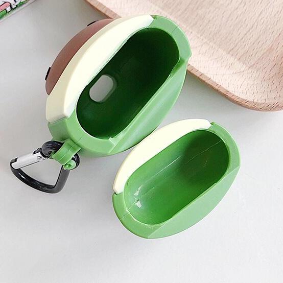 UnicunShop's tweet photo. 🥑🎧 Keep your earbuds safe &amp; sound in the cutest avocado ever! This soft case is basically a hug for your AirPods (or any earbuds!).  Get yours here: https://t.co/ip5bBjfkoL  #earbudcase #avocadolove #techaccessories https://t.co/FXdP8M846p