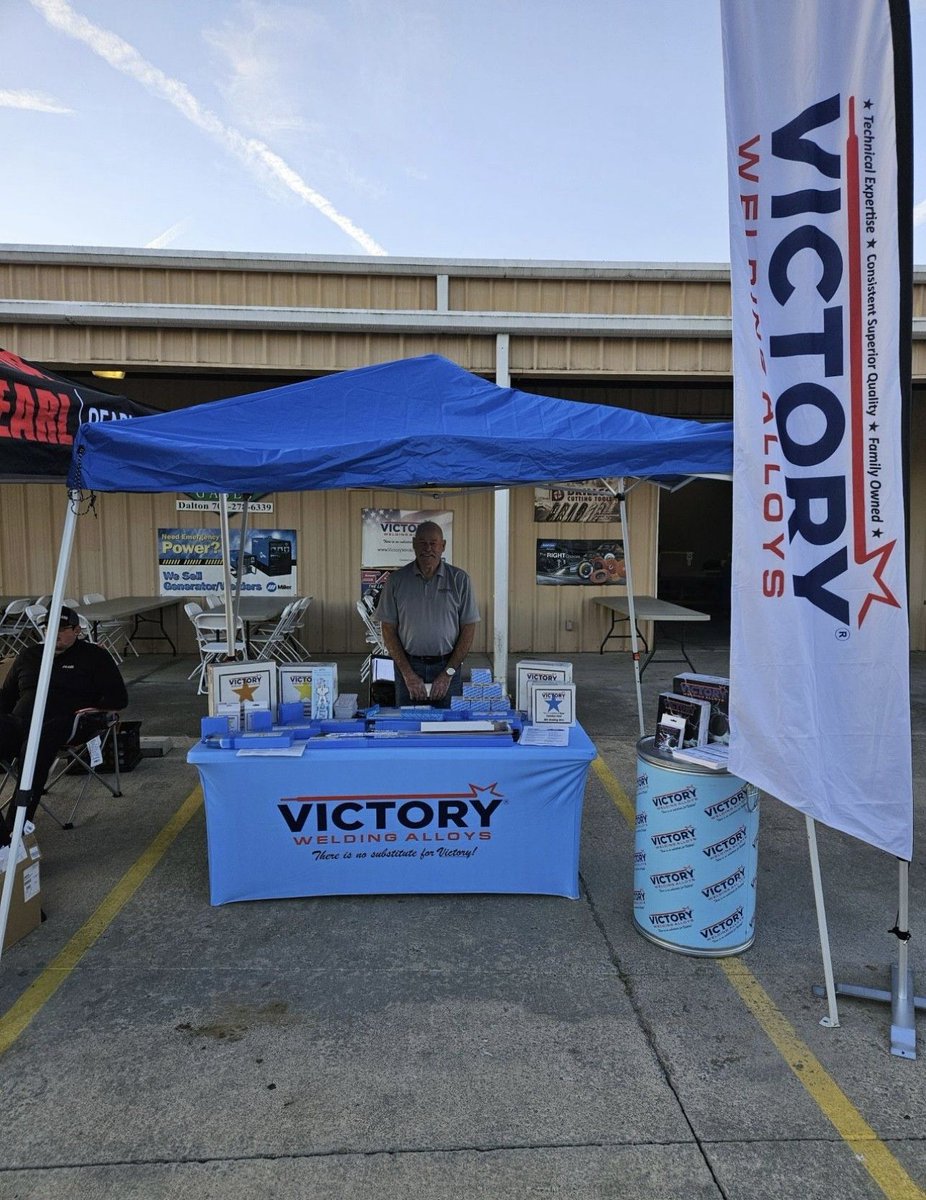 VictoryWeld's tweet photo. LAST week 👉

Victory at Open Houses! We support our customers as they support theirs! 

#victoryweldingalloys #welding #weldingdistributor #welder #weldernation https://t.co/IezOaSlh04
