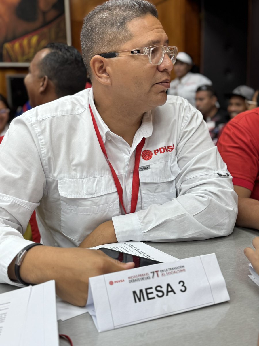 Sintrapepf_Org's tweet image. 📌 #Entérate | Clase trabajadora petrolera, gasifera y petroquímica en debate permanente de las #7T en la Planta de Distribución Yagua - PDVSA. 

@NicolasMaduro 
@delcyrodriguezv 
@elguerrero9523