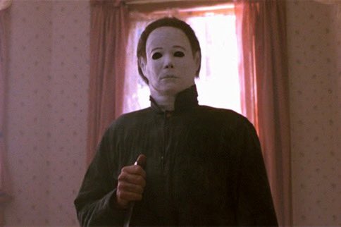 SourceHalloween's tweet photo. AMC will be playing the Halloween Movies all day on October 30th and 31st 🔪🎃 https://t.co/PbXKpI16x4