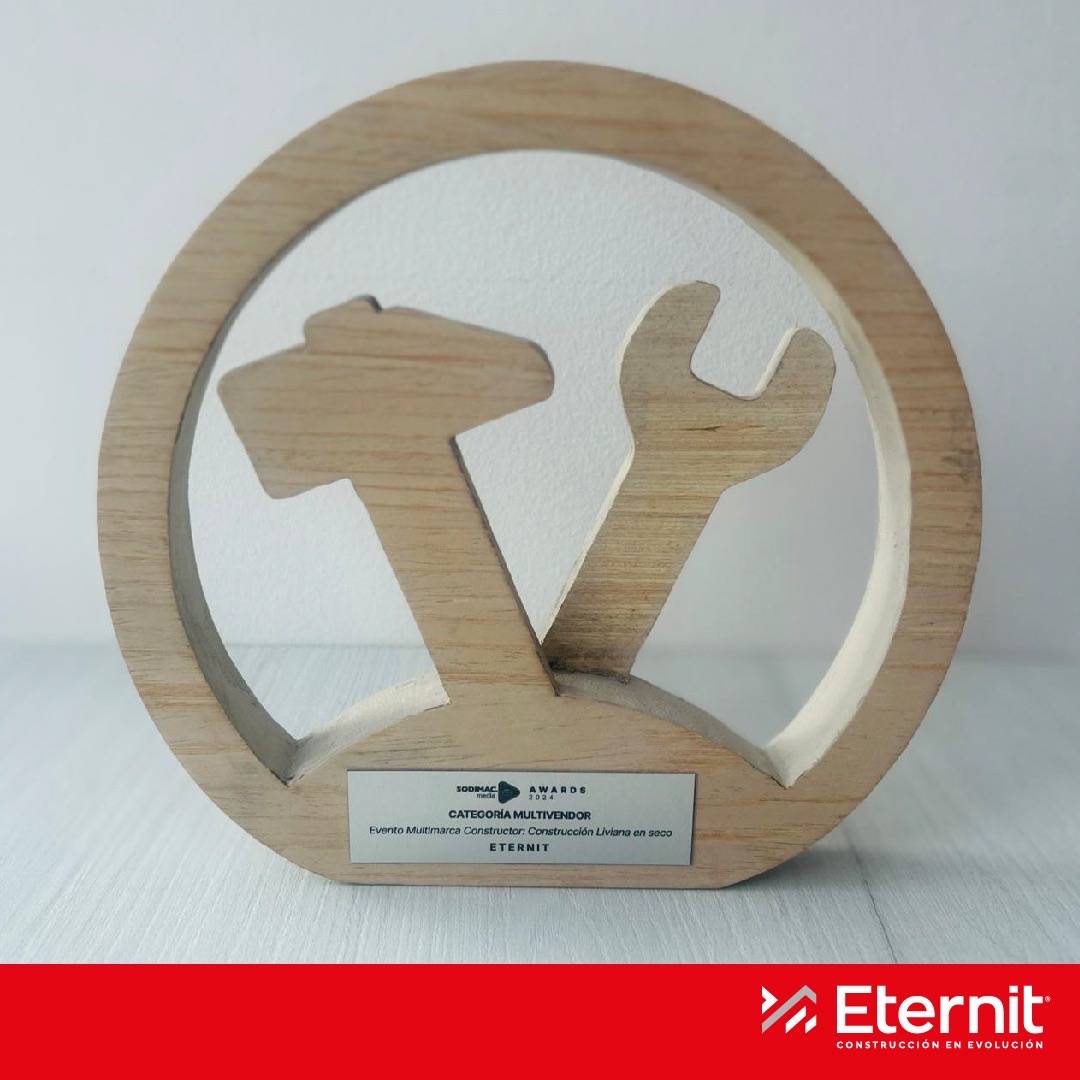 EternitOficial's tweet photo. Compartimos nuestra felicidad y orgullo de ser parte de los ganadores en la categoría de “Multivendor” en la tercera edición de los Sodimac Media Awards, celebrados el pasado 24 de octubre en la ciudad de Bogotá.

¡Muchas Gracias a @Homecenter_co ! https://t.co/aSjQ8bq61L