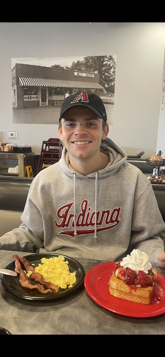 Spent the past couple days celebrating #21 for <a href="/charliehawk28/">Charlie Hawk</a> . Officially official yesterday!!! Adulting 2️⃣1️⃣❤️🐯Congratulations old man!!