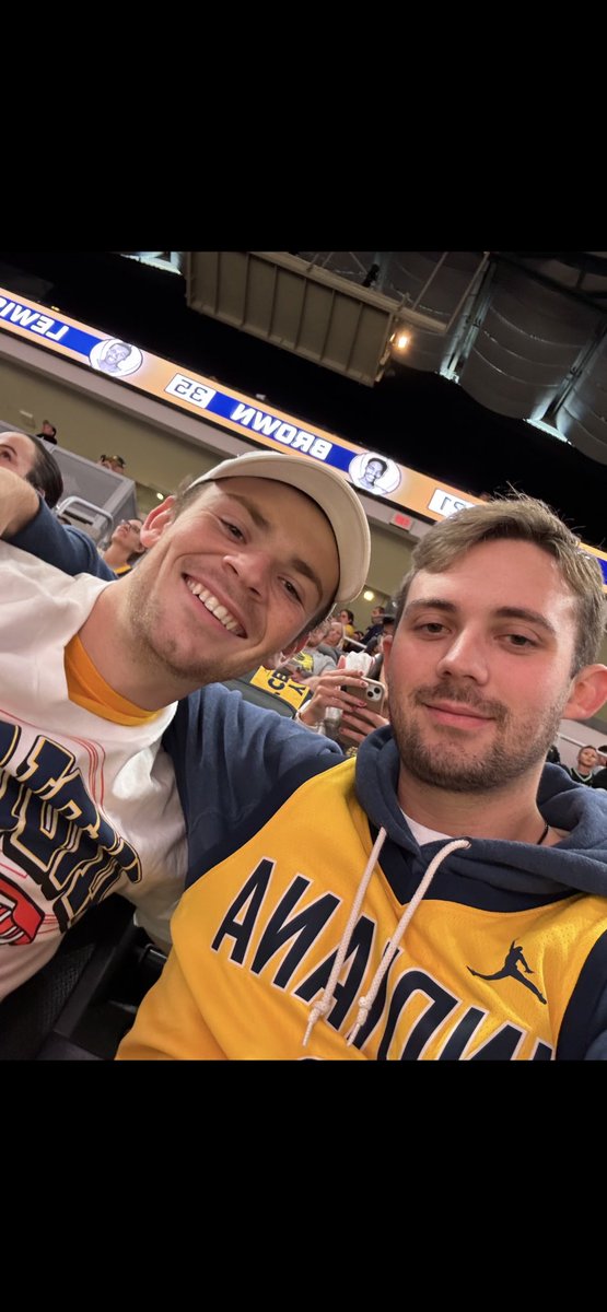 richhawk6's tweet photo. Spent the past couple days celebrating #21 for @charliehawk28 . Officially official yesterday!!! Adulting 2️⃣1️⃣❤️🐯Congratulations old man!! https://t.co/Gen6FbIWxx