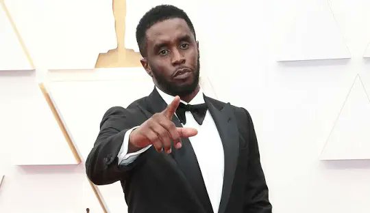 gossipworldud's tweet photo. Sean ‘Diddy’ Combs Faces Shocking Sexual Assault Allegations: What We Know So Far
More Details : https://t.co/yhophsNHE3
#FelizMartes #TrumpRally #entertainment https://t.co/asb1tB30aw