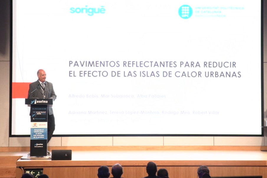 Laboratorio de Caminos de Barcelona (@labcaminsupc) on Twitter photo Rodrigo Miró de <a href="/labcaminsUPC/">Laboratorio de Caminos de Barcelona</a> presenta el trabajo "Pavimentos reflectantes para reducir el efecto de las islas de calor urbanas" realizado en el marco del proyecto RELUM y en colaboración con Sorigué #PremioMPA #XIXJornadaAsefma Rodrigo Miró de <a href="/labcaminsUPC/">Laboratorio de Caminos de Barcelona</a> presenta el trabajo "Pavimentos reflectantes para reducir el efecto de las islas de calor urbanas" realizado en el marco del proyecto RELUM y en colaboración con Sorigué #PremioMPA #XIXJornadaAsefma