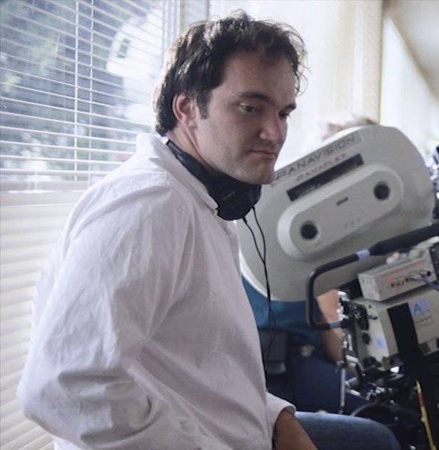 DiscussingFilm's tweet photo. Quentin Tarantino loved ‘JOKER 2’ &amp; says that Todd Phillips is the Joker.

“He’s saying fuck you to the movie audience. He’s saying fuck you to Hollywood. He’s saying fuck you to anybody who owns any stock at DC and WB… Todd Phillips is the Joker”

(via: https://t.co/8IYB4yPBWE) https://t.co/Pviy7yerhq