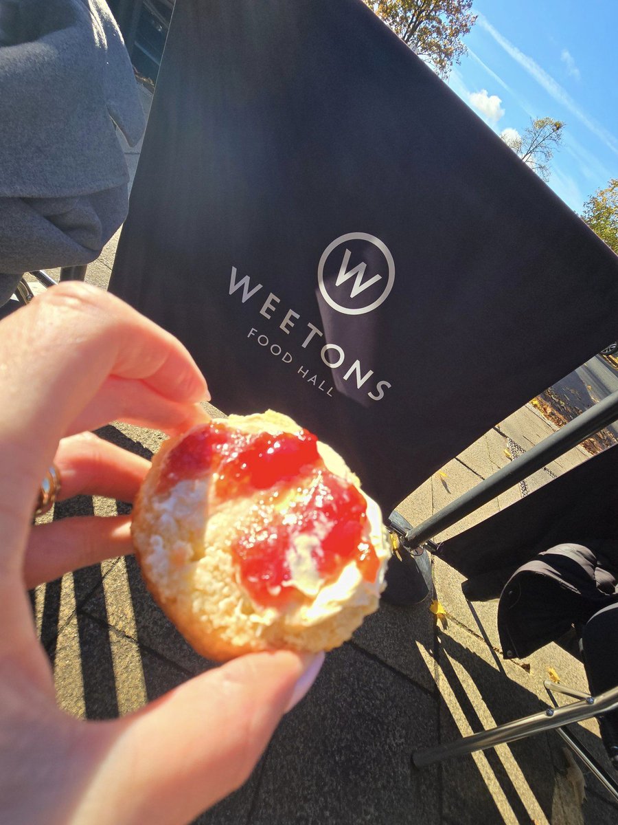 RoyaleOceanic's tweet photo. Today some of the team had a brunch meeting in Harrogate the sun was shining, so clotted cream and jam scones freshly made from Weetons whilst sitting outside was a must. Bunny the Chihuahua enjoyed the clotted cream and was a local superstar 🐾
 #tuesdaybrunch #Weeton #westpark https://t.co/n4hwhFVXz2